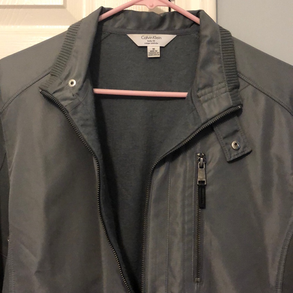 To small - Picture 2 of 5